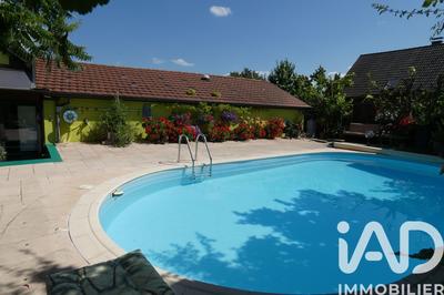 Maison - 149 m² - 7 pièces