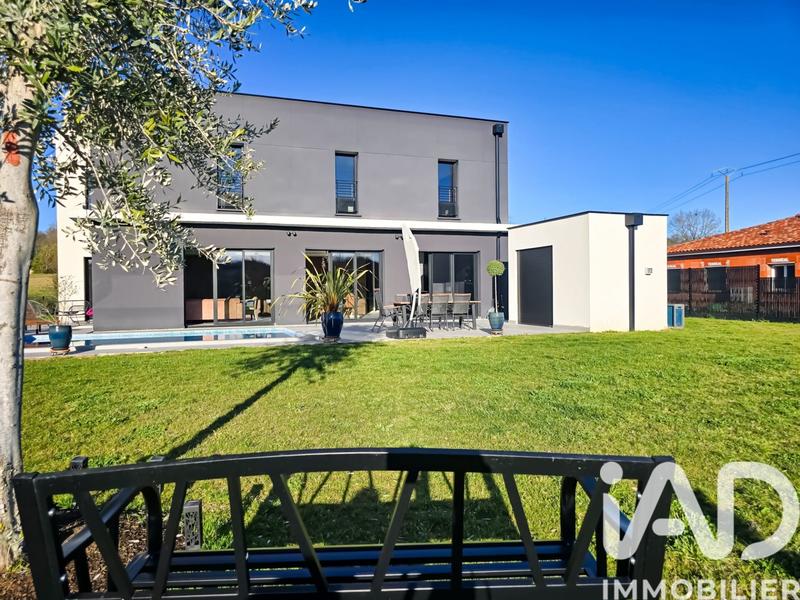 Maison de maîtres - 190 m² - 7 pièces