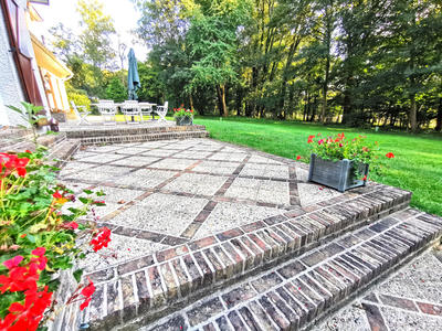 Maison - 300 m² - 10 pièces