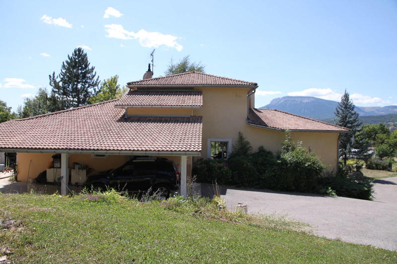 Villa - 168 m² - 6 pièces