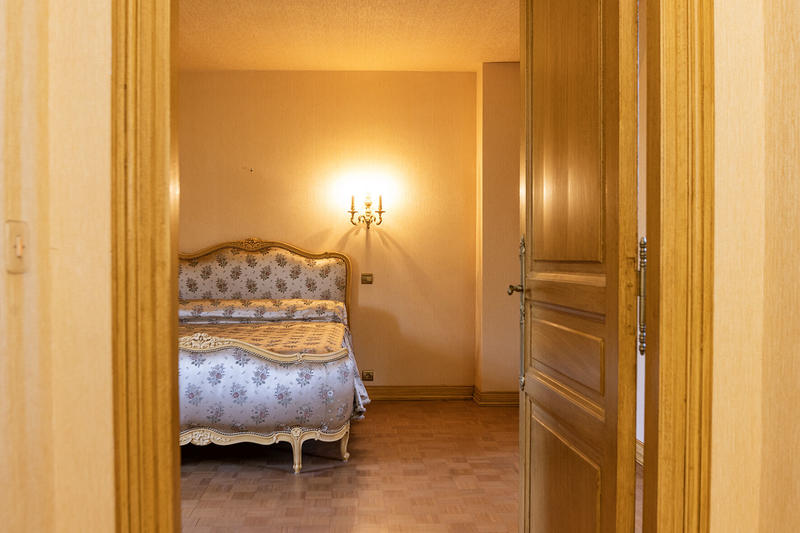 Maison - 200 m² - 6 pièces