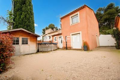 Maison - 76 m² - 4 pièces