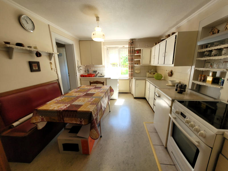 Maison - 220 m² - 10 pièces