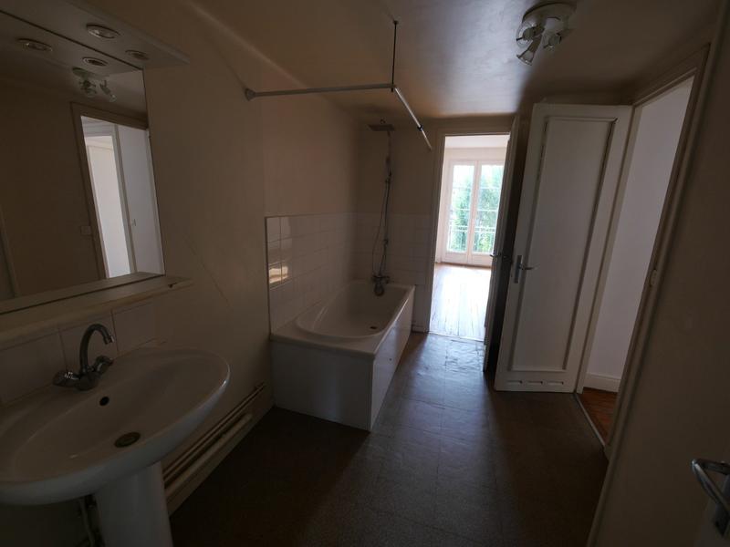 Appartement - 97 m² - 5 pièces