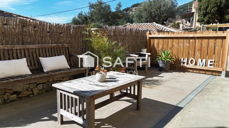 Maison - 160 m² - 5 pièces