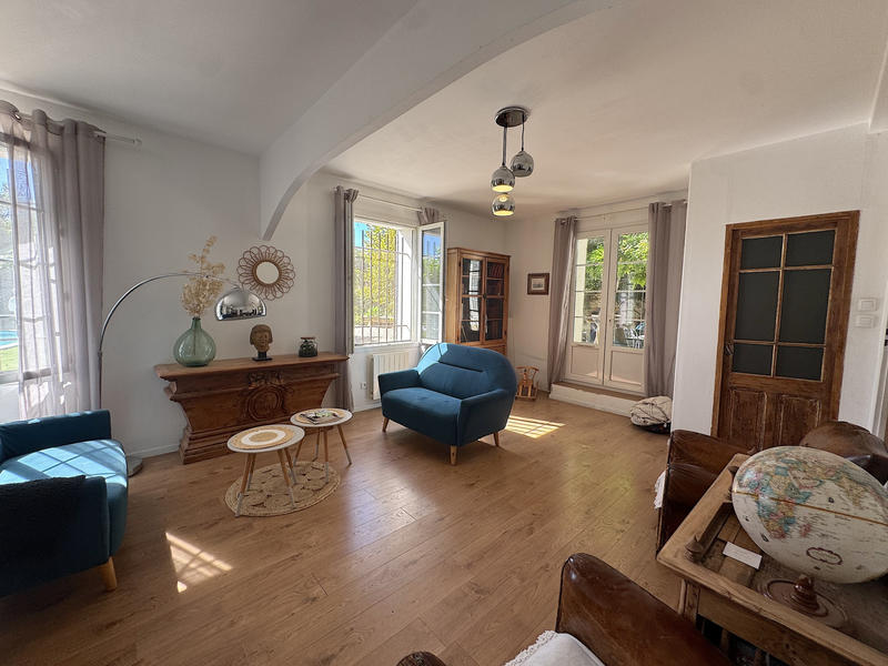 Mas - 225 m² - 10 pièces