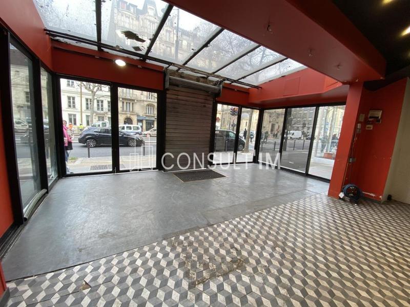 Local commercial - 198 m²