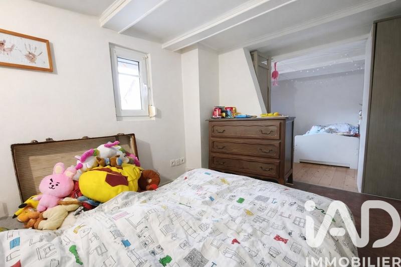 Maison - 250 m² - 10 pièces