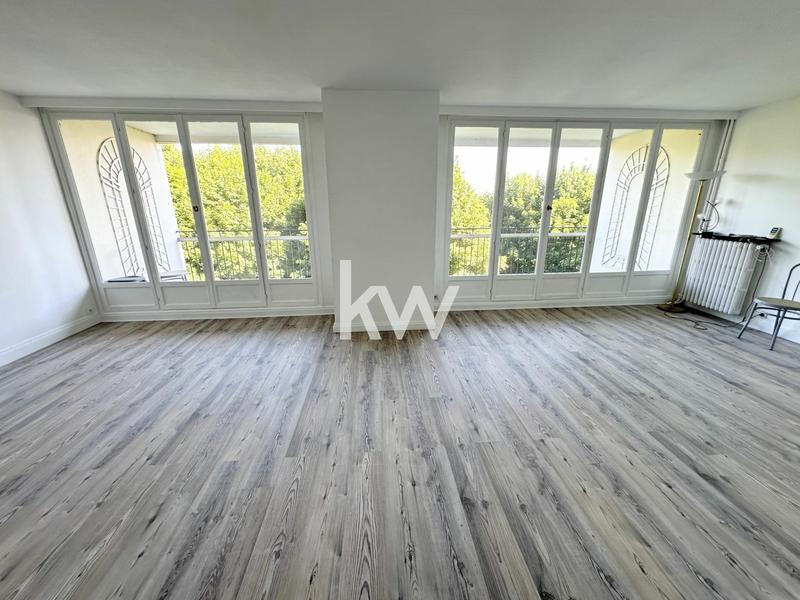 Appartement - 96 m² - 5 pièces