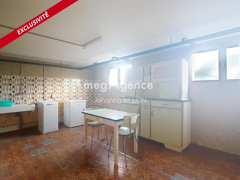 Maison traditionnelle - 80 m² - 4 pièces