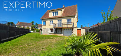 Maison - 110 m² - 6 pièces