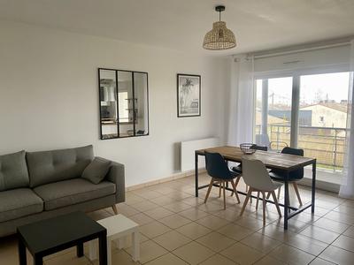 Appartement - 81 m² - 4 pièces