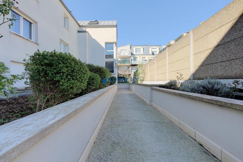 Duplex - 98 m² - 4 pièces