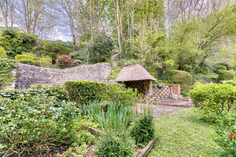 Appartement ancien - 131 m² - 5 pièces