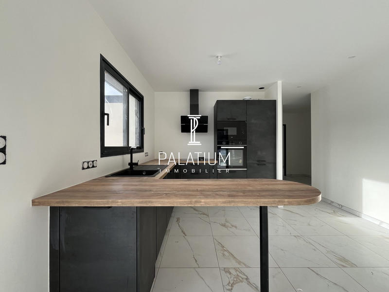 Maison - 86 m² - 4 pièces