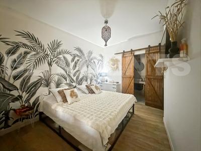 Loft - 100 m² - 4 pièces