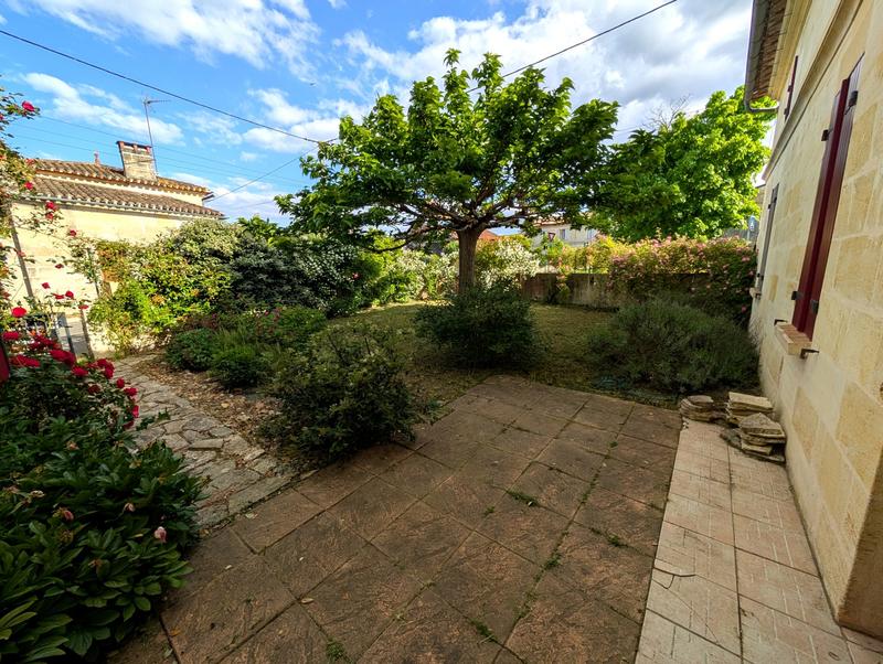 Maison ancienne - 212 m² - 6 pièces