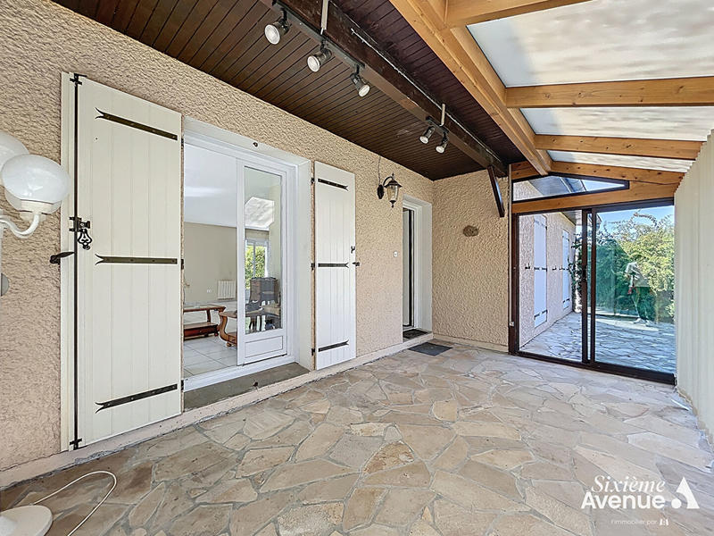 Maison - 100 m² - 6 pièces