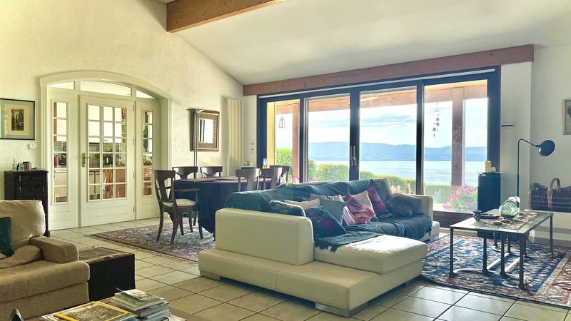 Villa - 292 m² - 8 pièces