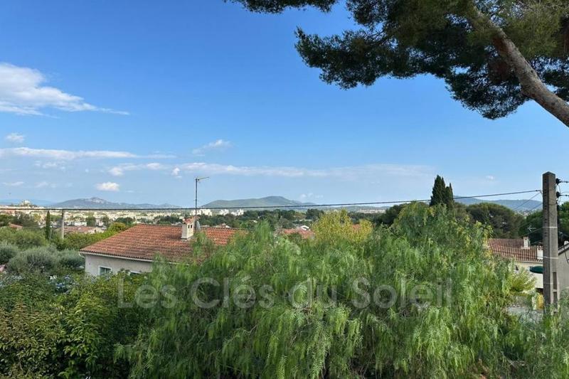 Villa - 180 m² - 9 pièces
