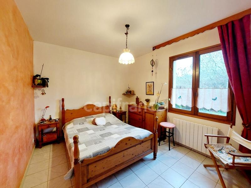 Maison - 151 m² - 6 pièces