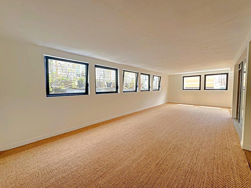 Appartement - 85 m² - 3 pièces