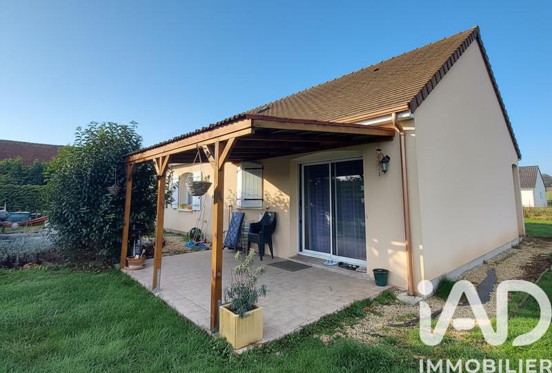 Maison - 96 m² - 4 pièces