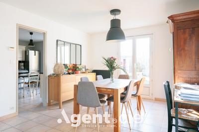 Maison - 100 m² - 6 pièces