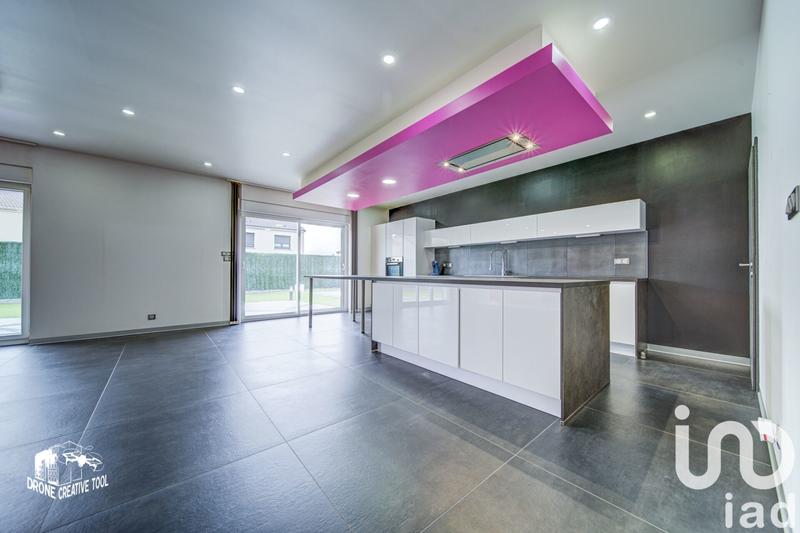 Maison - 127 m² - 6 pièces