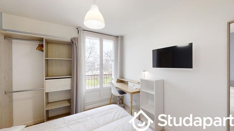 Chambre - 12 m² - 1 pièce