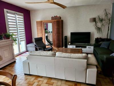 Maison - 92 m² - 4 pièces