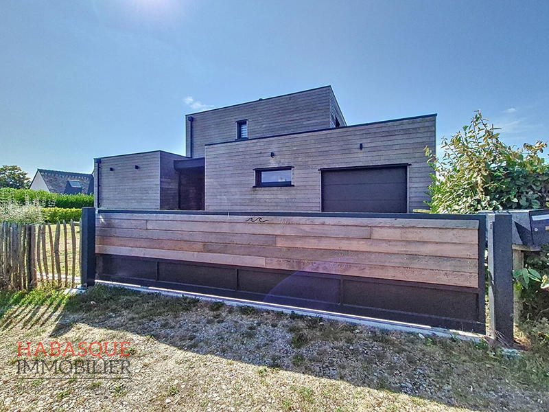 Maison - 153 m² - 7 pièces