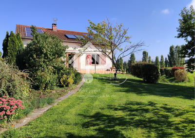 Maison - 200 m² - 7 pièces