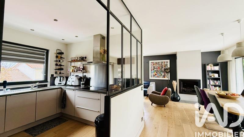 Maison - 135 m² - 6 pièces