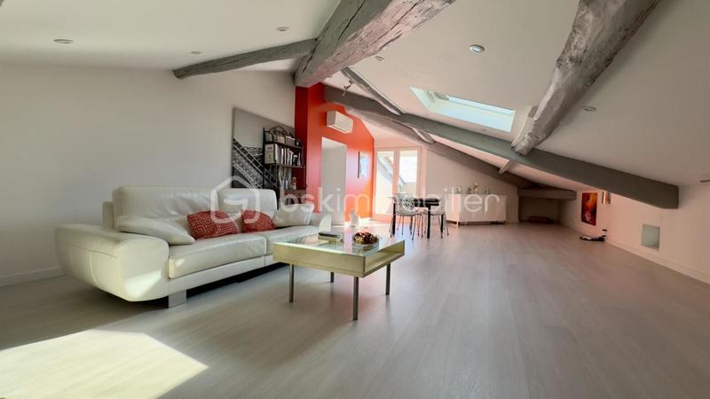 Appartement - 85 m² - 4 pièces