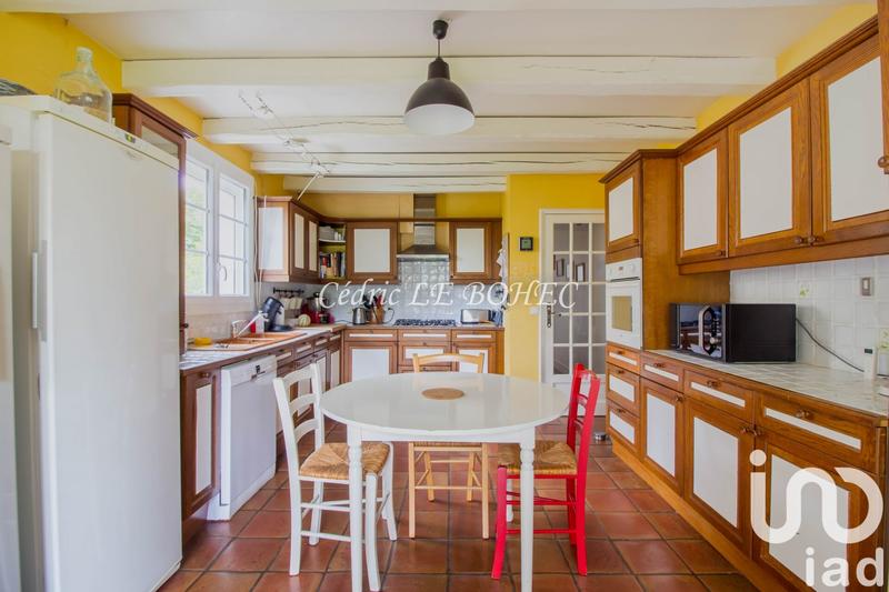 Maison - 198 m² - 8 pièces