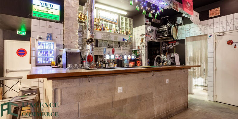 Fonds de commerce - Local commercial - 180 m²