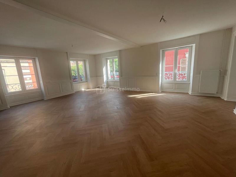 Appartement - 107 m² - 4 pièces