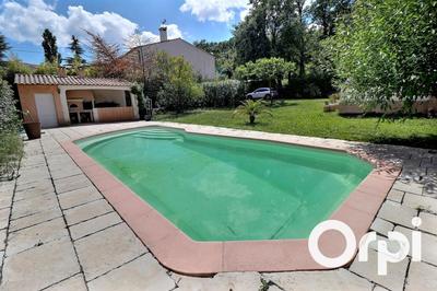 Maison - 134 m² - 5 pièces