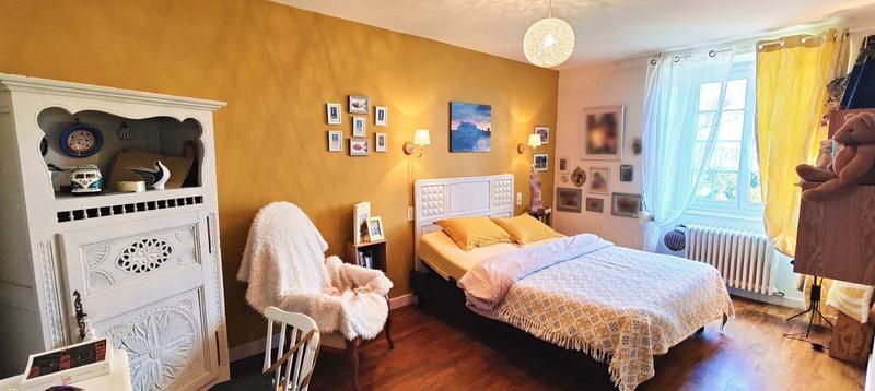 Maison - 165 m² - 8 pièces