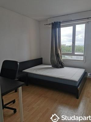 Chambre - 10 m² - 1 pièce