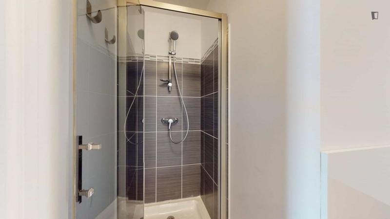 Chambre - 10 m² - 4 pièces