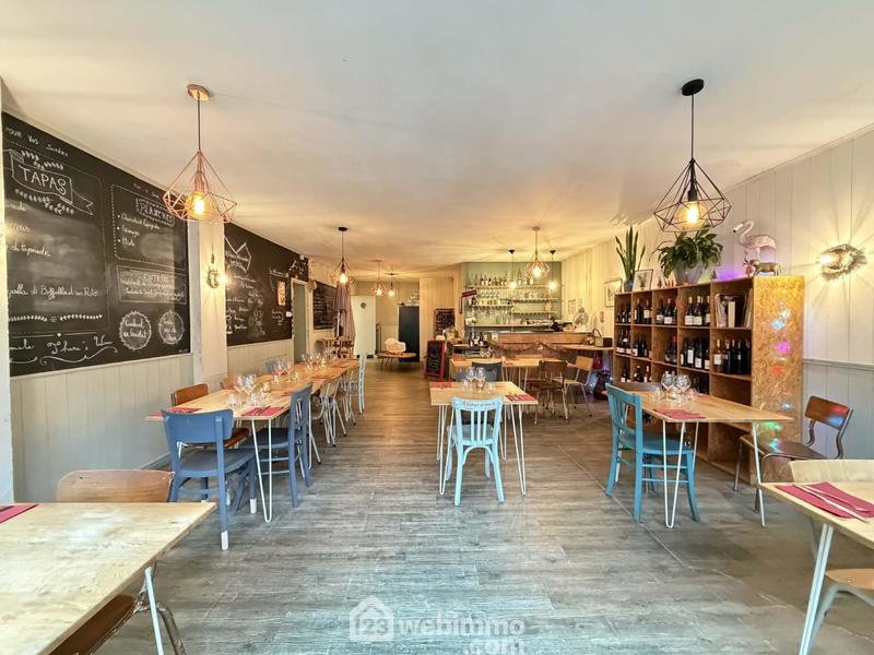 Local commercial - 92 m² - 2 pièces