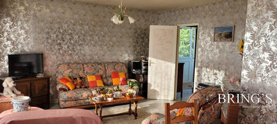 Maison - 102 m² - 5 pièces