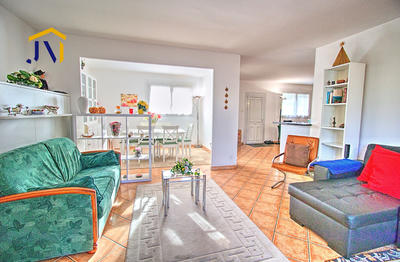 Appartement - 94 m² - 4 pièces