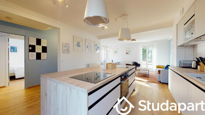 Chambre - 9 m² - 1 pièce