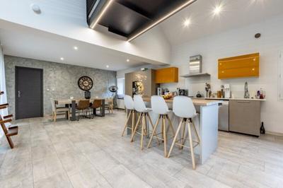 Maison - 145 m² - 5 pièces