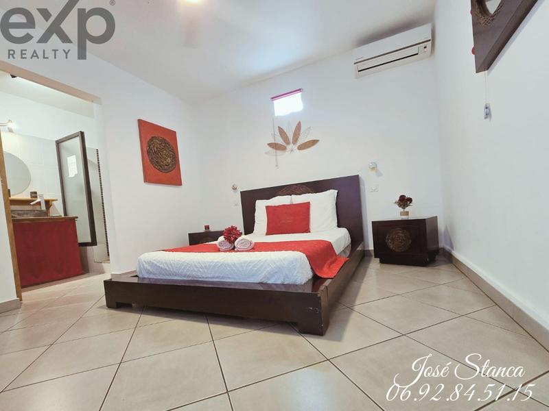 Villa - 250 m² - 10 pièces