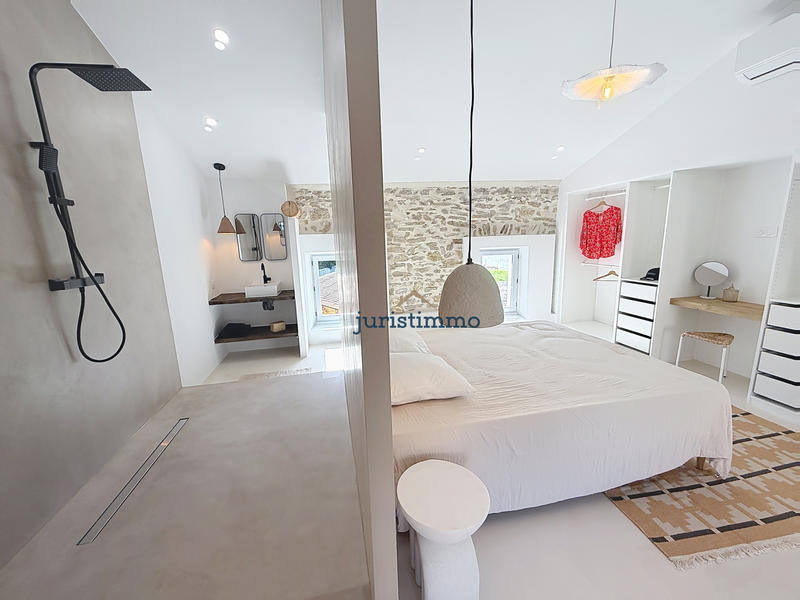 Mas - 103 m² - 3 pièces