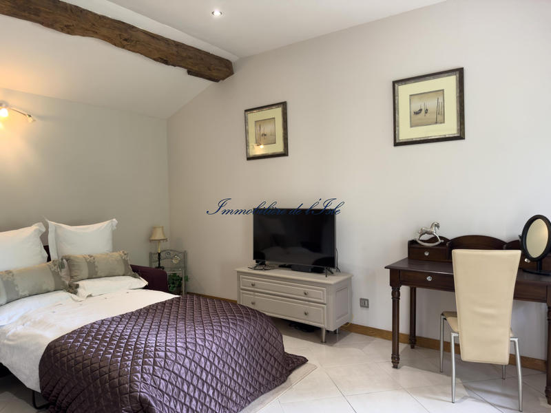 Maison - 295 m² - 8 pièces